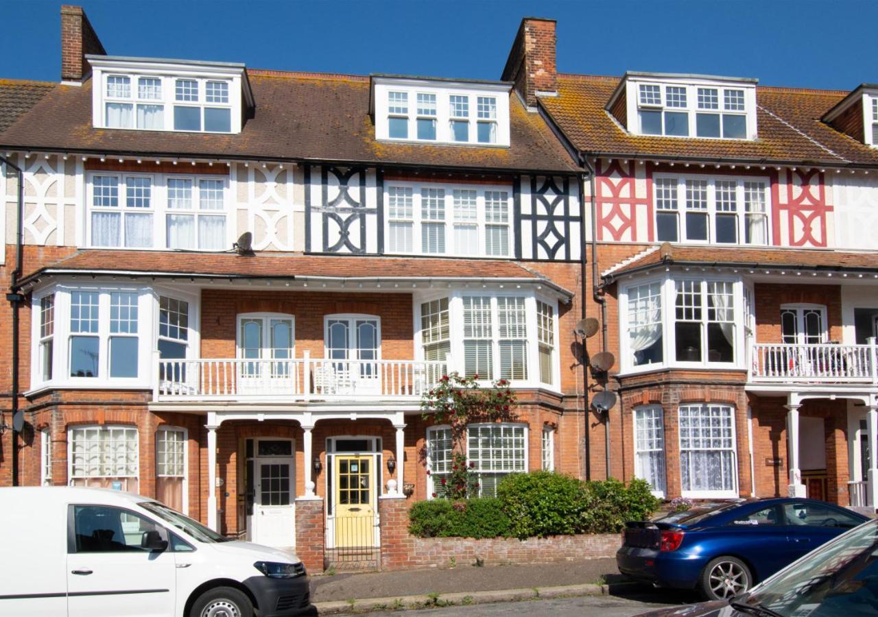 Stones Throw Villa Cromer Buitenkant foto
